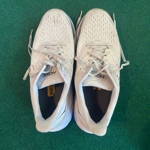 Men’s HOKA Clifton 8 sneakers size 10